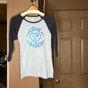 Bella Canvas graphic top 3/4 sleeve large